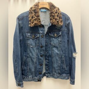 Show Me Your Mumu Jean Jacket with Faux Cheetah Print Collar Size Small